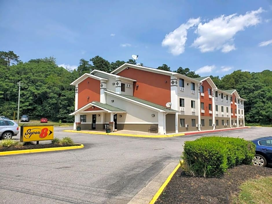 Super 8 by Wyndham Salem VA