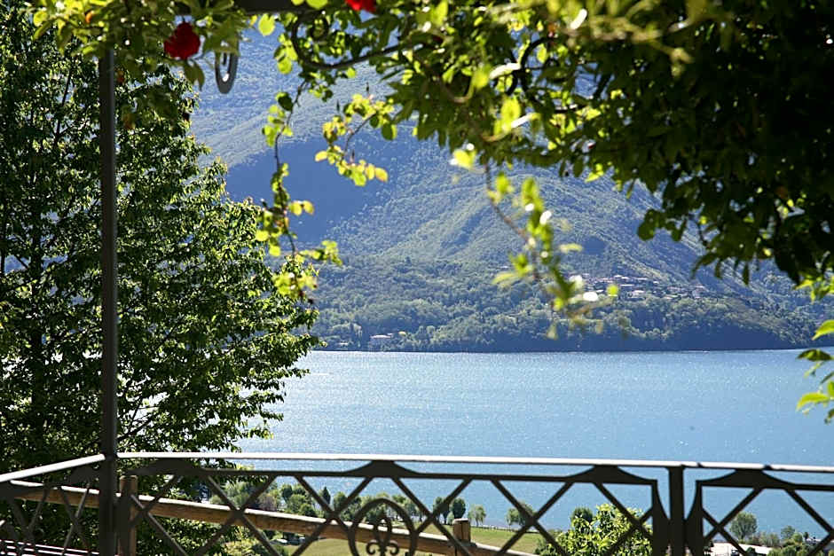 Residence Giglio Comer See