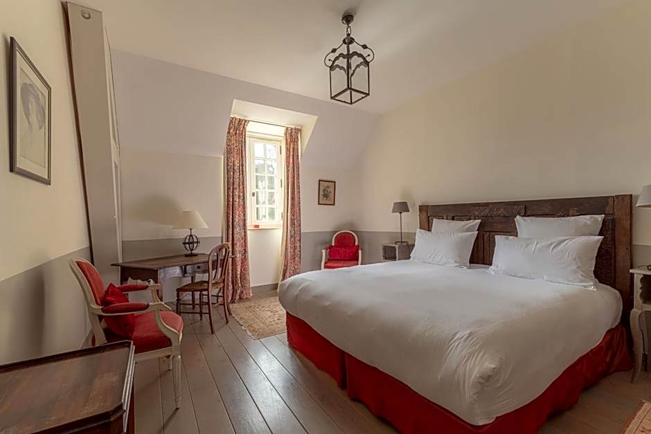 Le Chateau D'Etoges - Les Collectionneurs