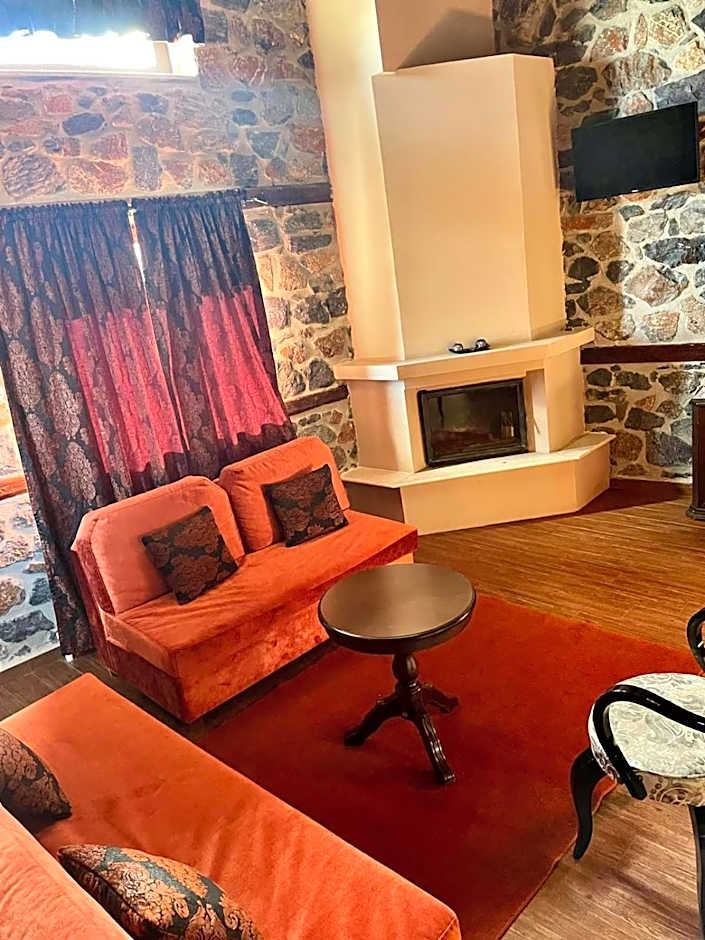Gioras Hotel