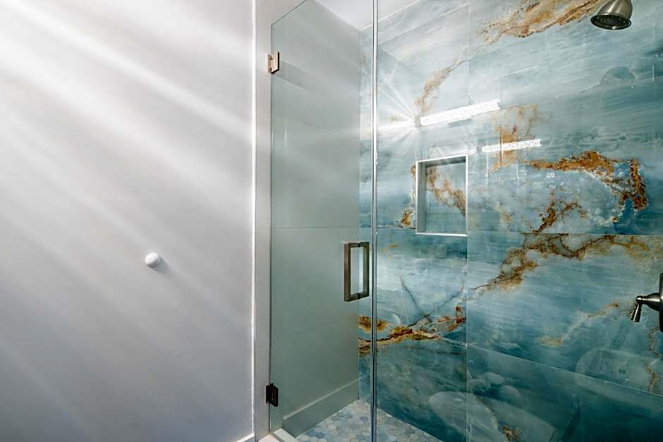 The Surf Hollywood Beach