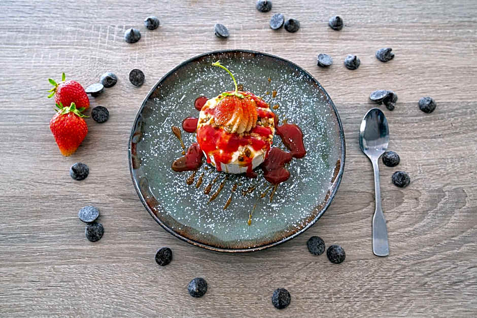 Atoll Hotel Logis Angers, Beaucouzé