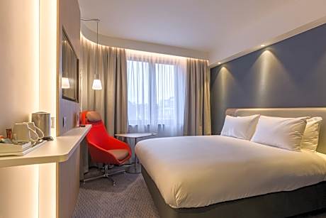 Standard Room with Free Breakfast