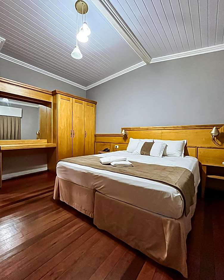 Hotel Pequeno Bosque