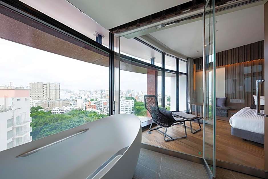 JR Kyushu Hotel Blossom Naha