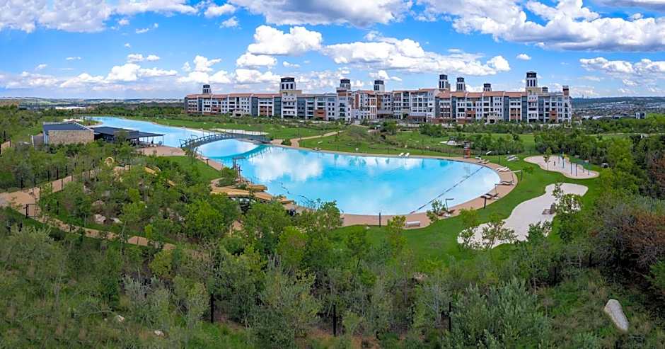 Steyn City Hotel by Saxon