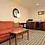 Yellowstone West Gate Hotel