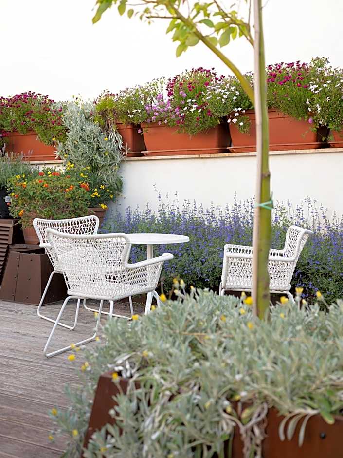 Imago Plus Hotel