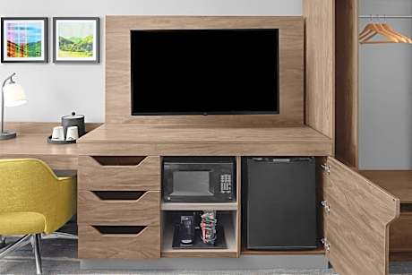 One-Bedroom King Suite with Kitchen - Non-Smoking