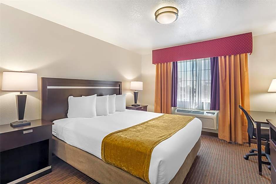 Best Western Luxury Inn