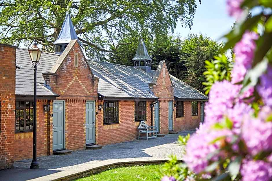 Foxhills Club & Resort