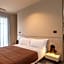 Amare Suite & Apartments