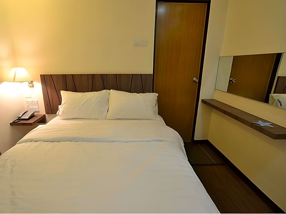 9 Square Hotel - Kota Damansara