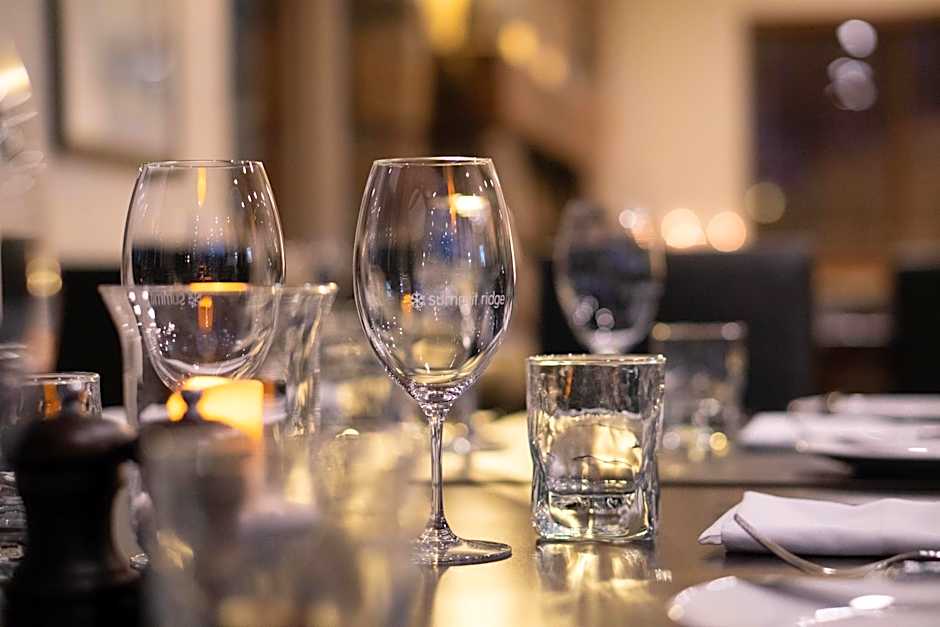 Summit Ridge Alpine Lodge