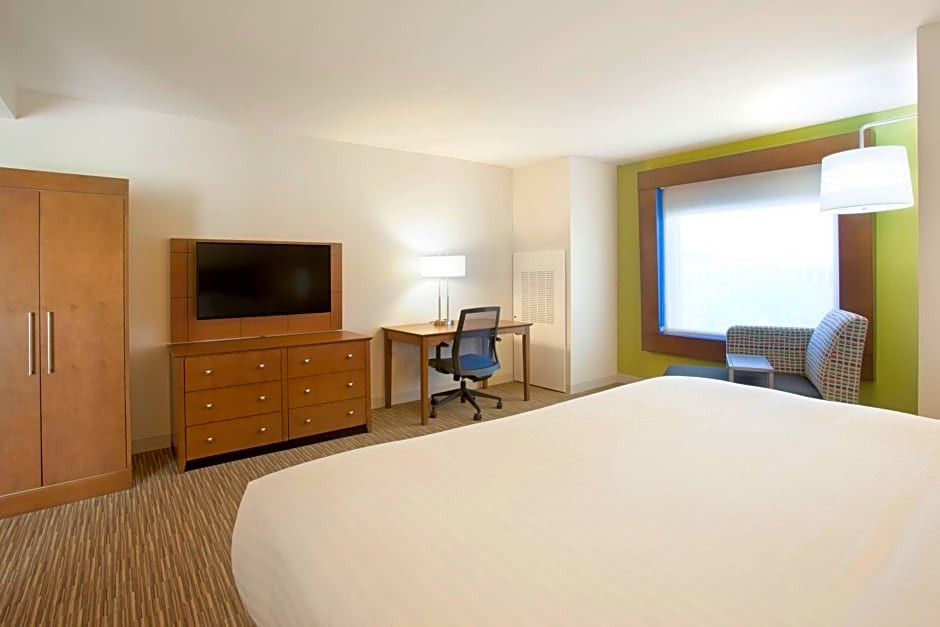 Holiday Inn Express Hotel & Suites Austin Downtown