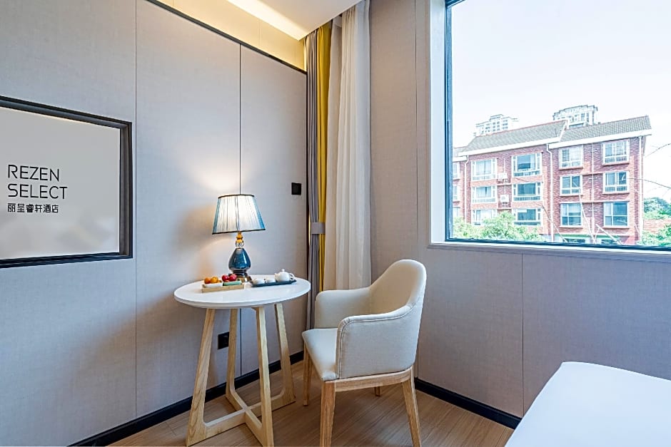 Rezen Select Hotel Mianyang