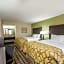 Baymont by Wyndham Clarksville