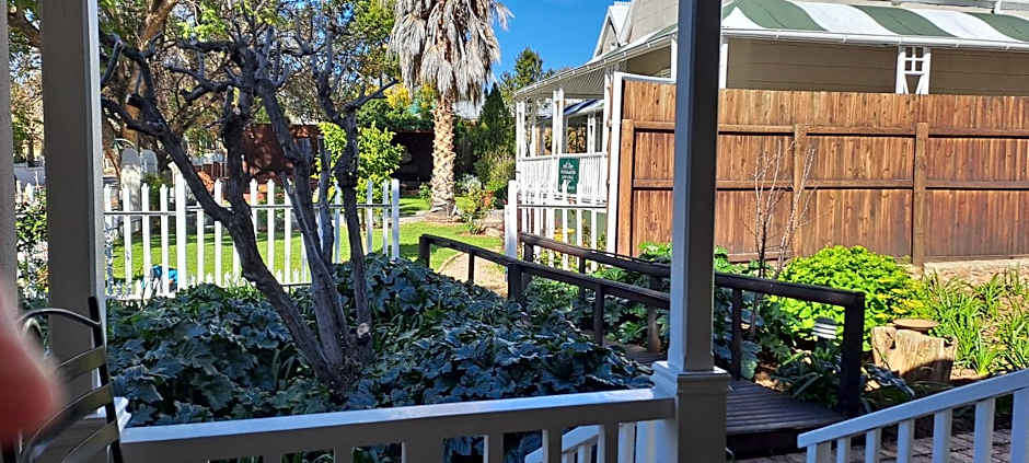 HouseMartin Lodge & Self Catering