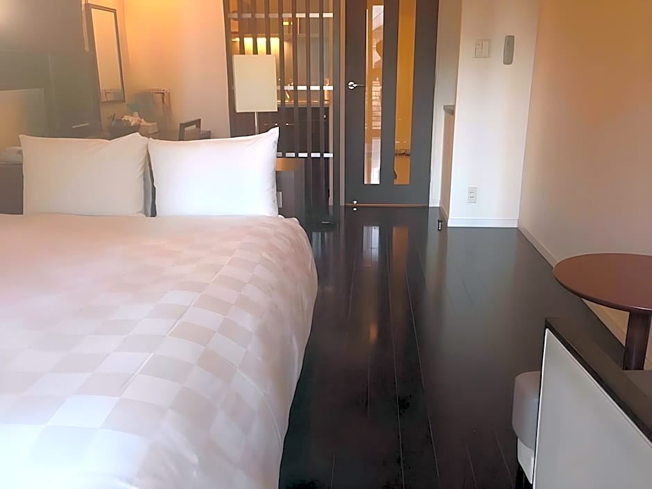 Kuretake Inn Premium Hamamatsucho