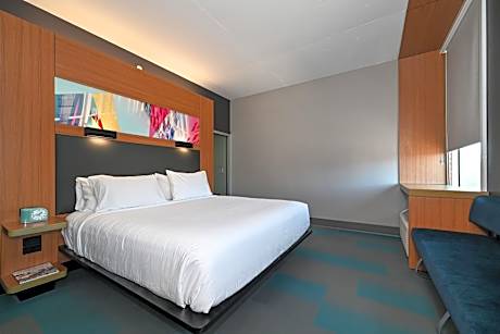 Aloft Room, Guest room, 1 King