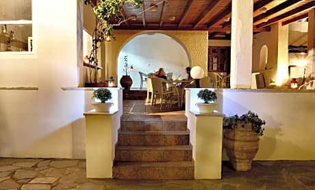 Syros Inn