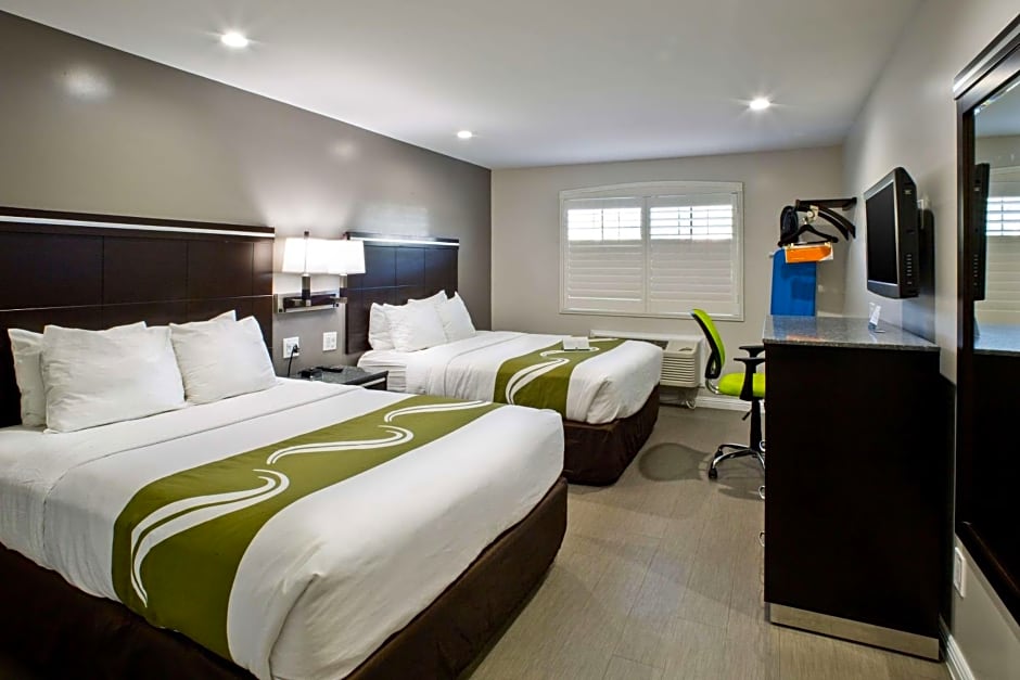 Bay Area Inn & Suites