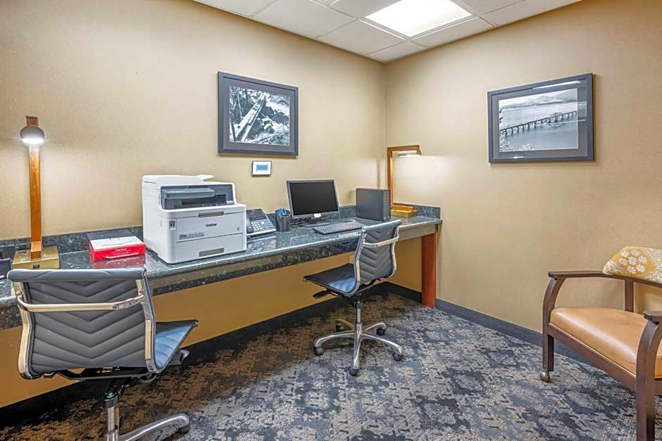 Best Western Plus Ponderay Mountain Lodge