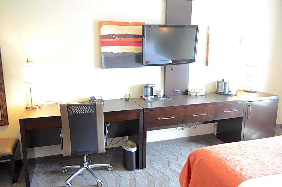 Holiday Inn & Suites Houston West - Westway Park By IHG