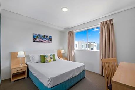 2 Queen Beds, Nonsmoking, Upgrade