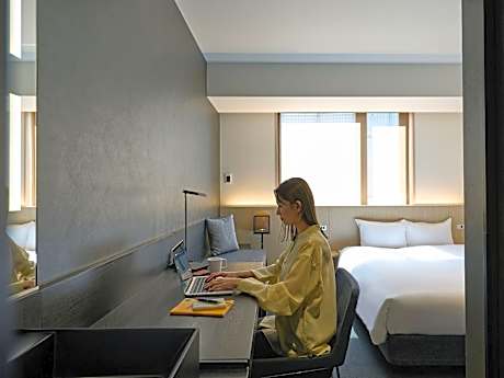Queen Room