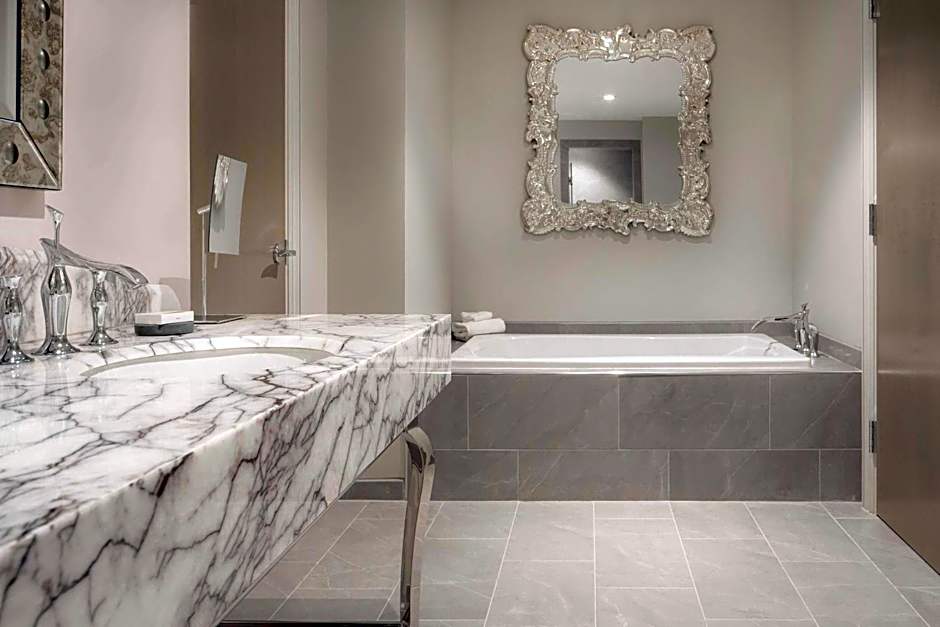 JW Marriott Savannah Plant Riverside District