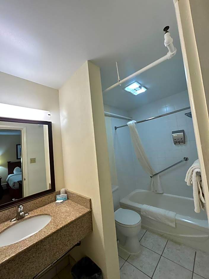 Charlottetown Inn & Conference Centre