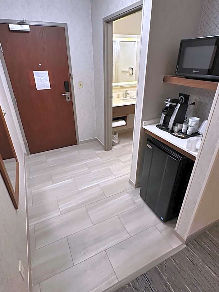 Holiday Inn Express Irondequoit By IHG