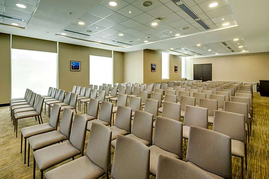 Wyndham Santiago Aeropuerto