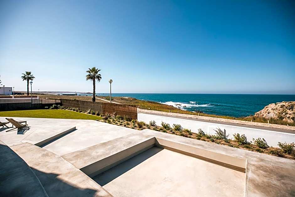 MUTE Hostel Porto Covo