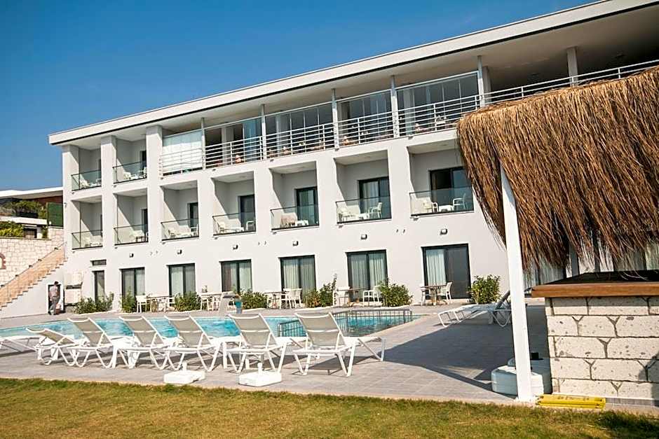 Life Point Hotel