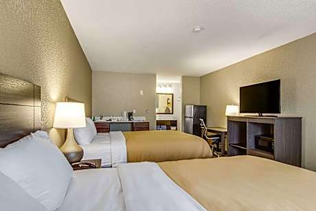 2 Queen Beds, Efficiency, Suite, Nonsmoking