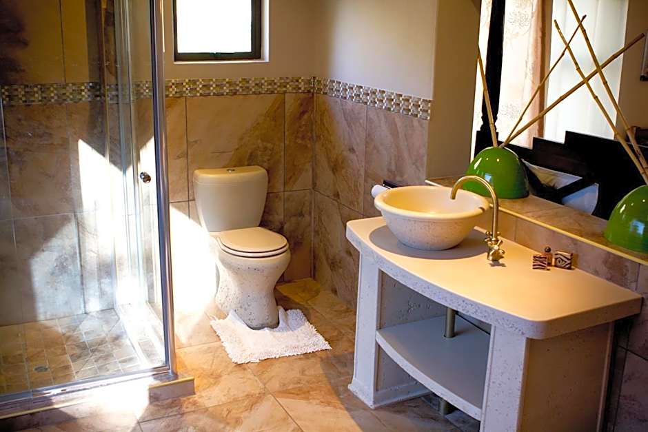 Villa Mexicana Guesthouse