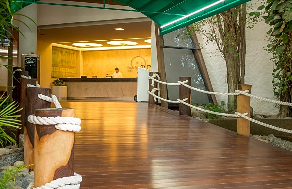 Park Royal Beach Ixtapa - All Inclusive