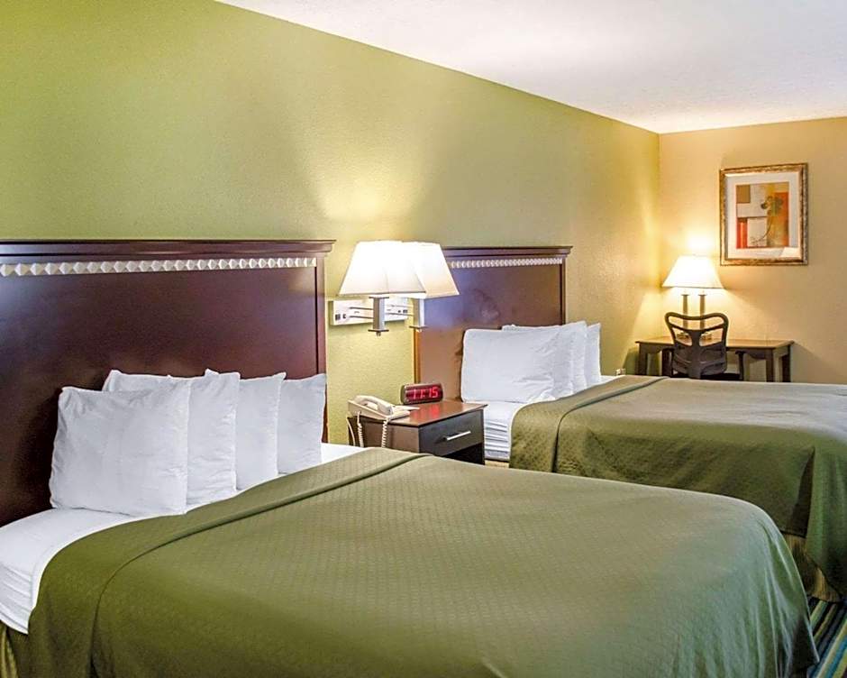 Quality Inn & Suites Medina - Akron West