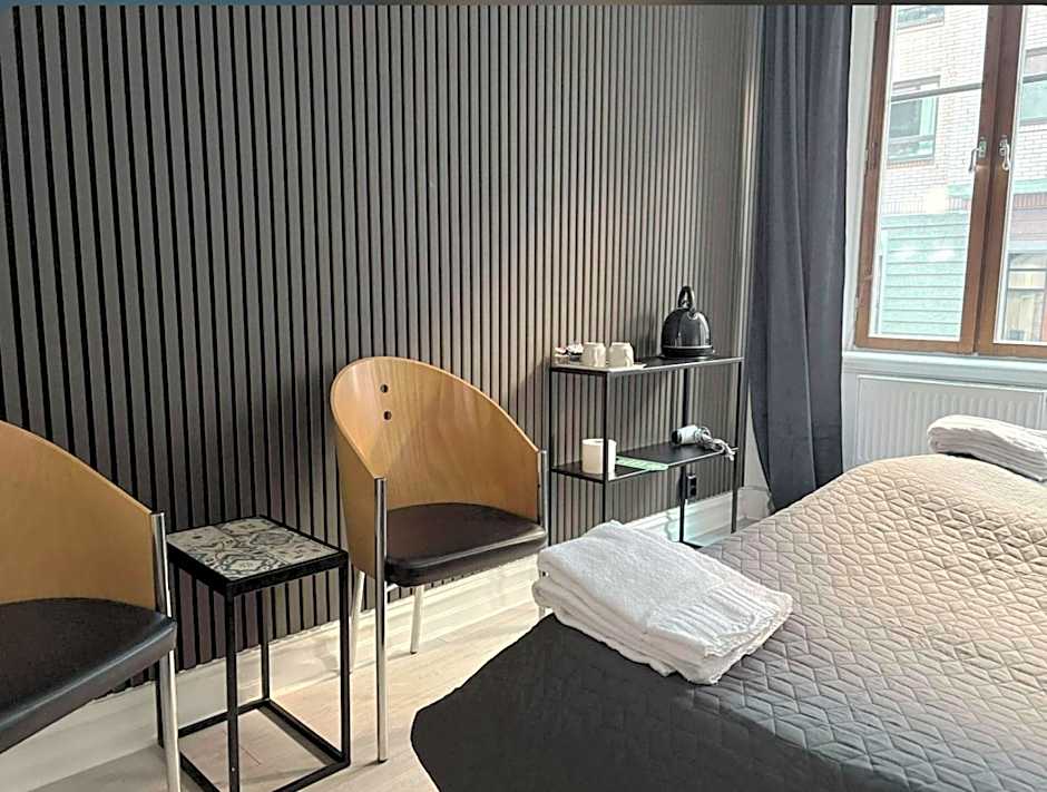 Hotel Lemonade