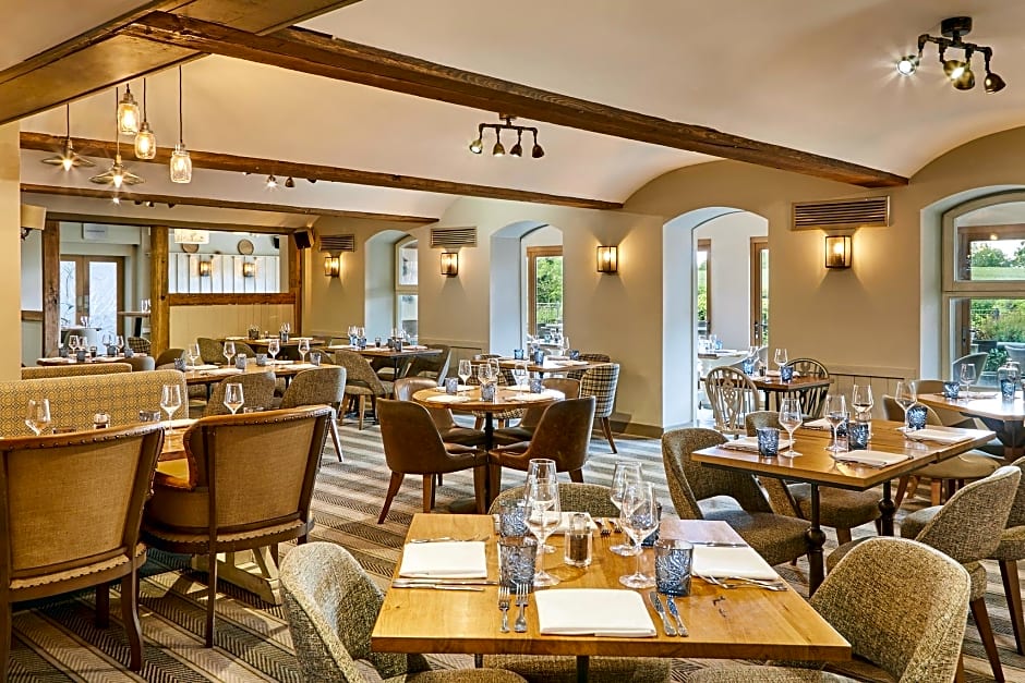 Lion Quays Hotel & Spa