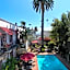 Villa Rosa Inn