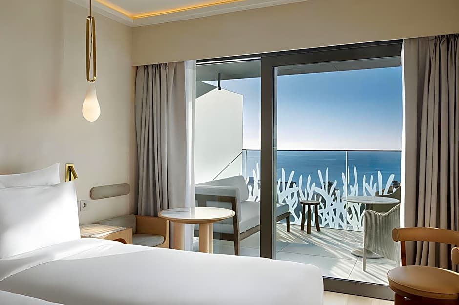 Photo 1 of 6 of 1 Double Bed or 2 Beds, Sea View