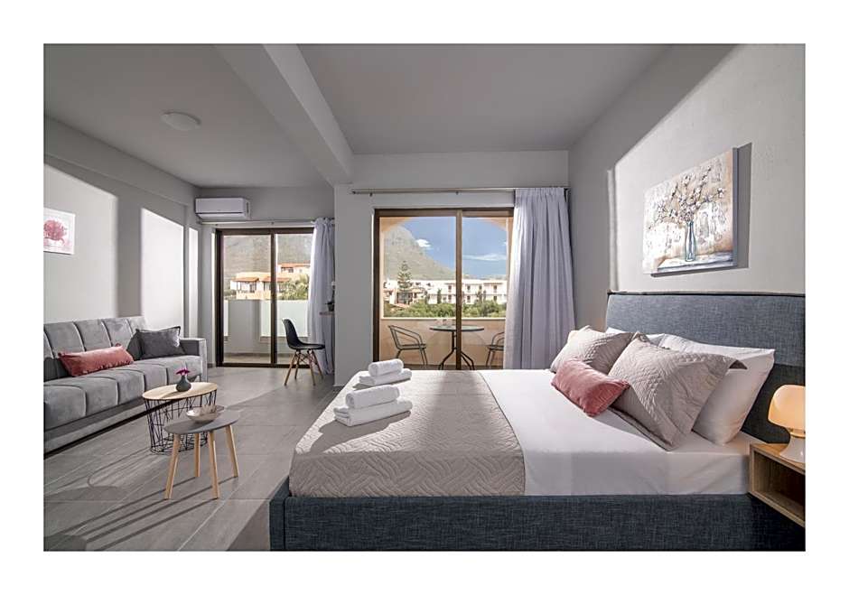 Golden Sunlight Hotel by Estia