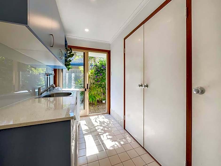 Bokarina Beach House - Family & Pet Friendly