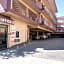 Redwood Inn