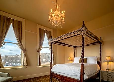 Superior Queen Room