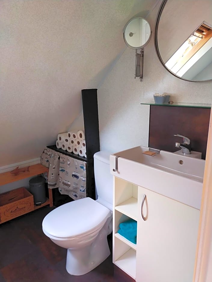 Chambrecosy salle de bain privée