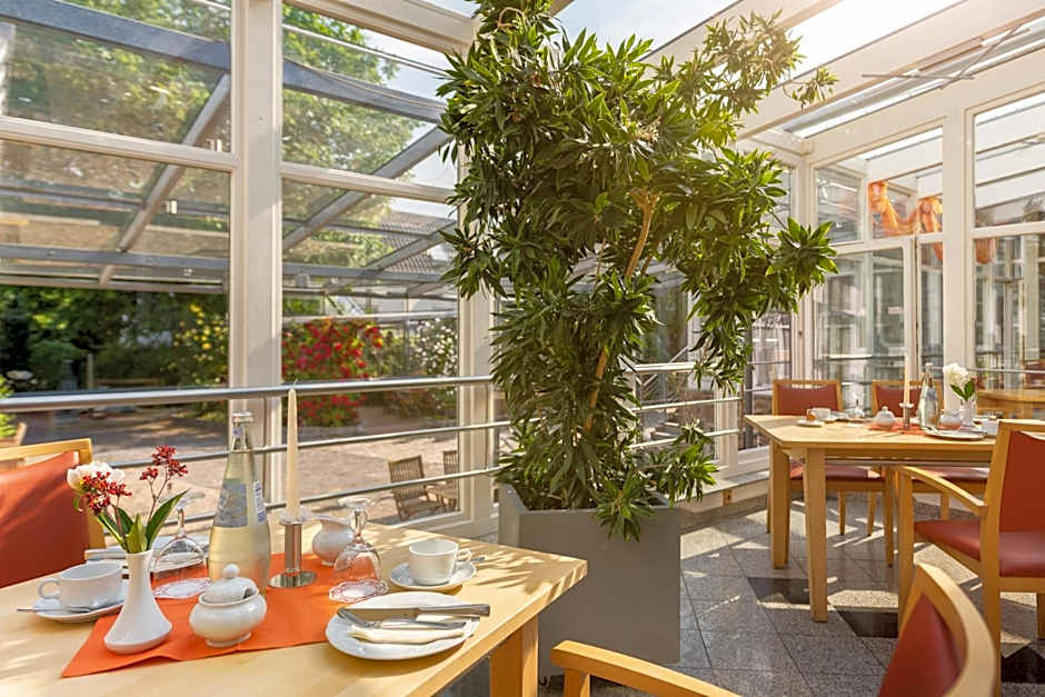 Hotel Bördehof, direkt an der A2 & A14, mit Restaurant